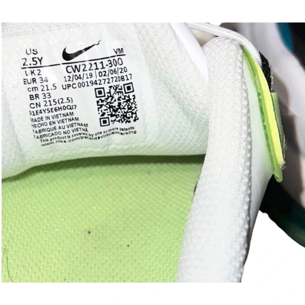 Nike Air Max React SE PS Shoes Kids Size 2.5Y White